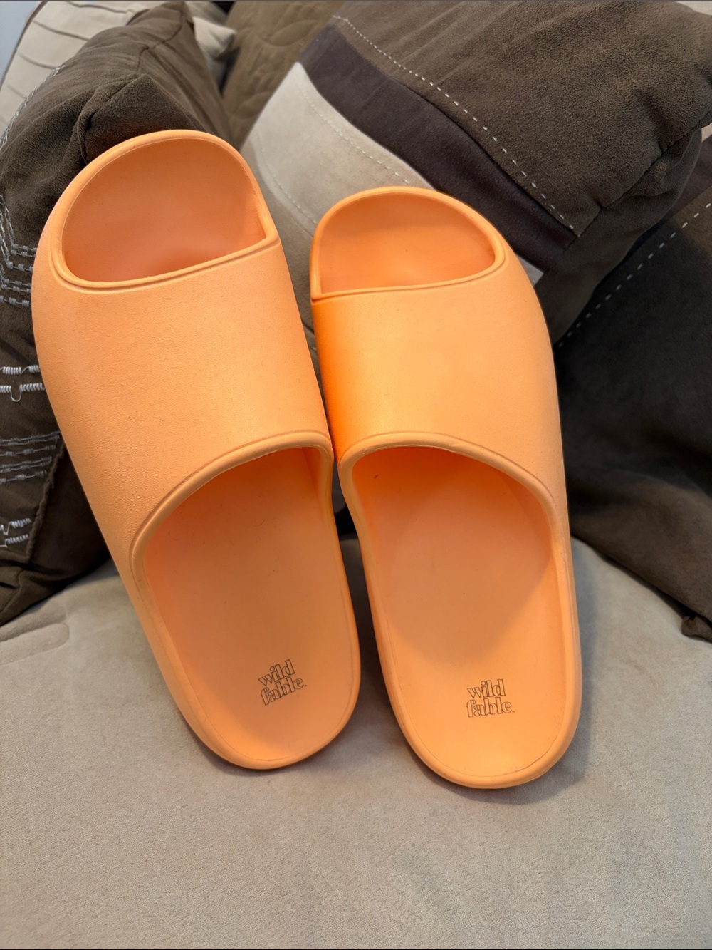 Women’s slides